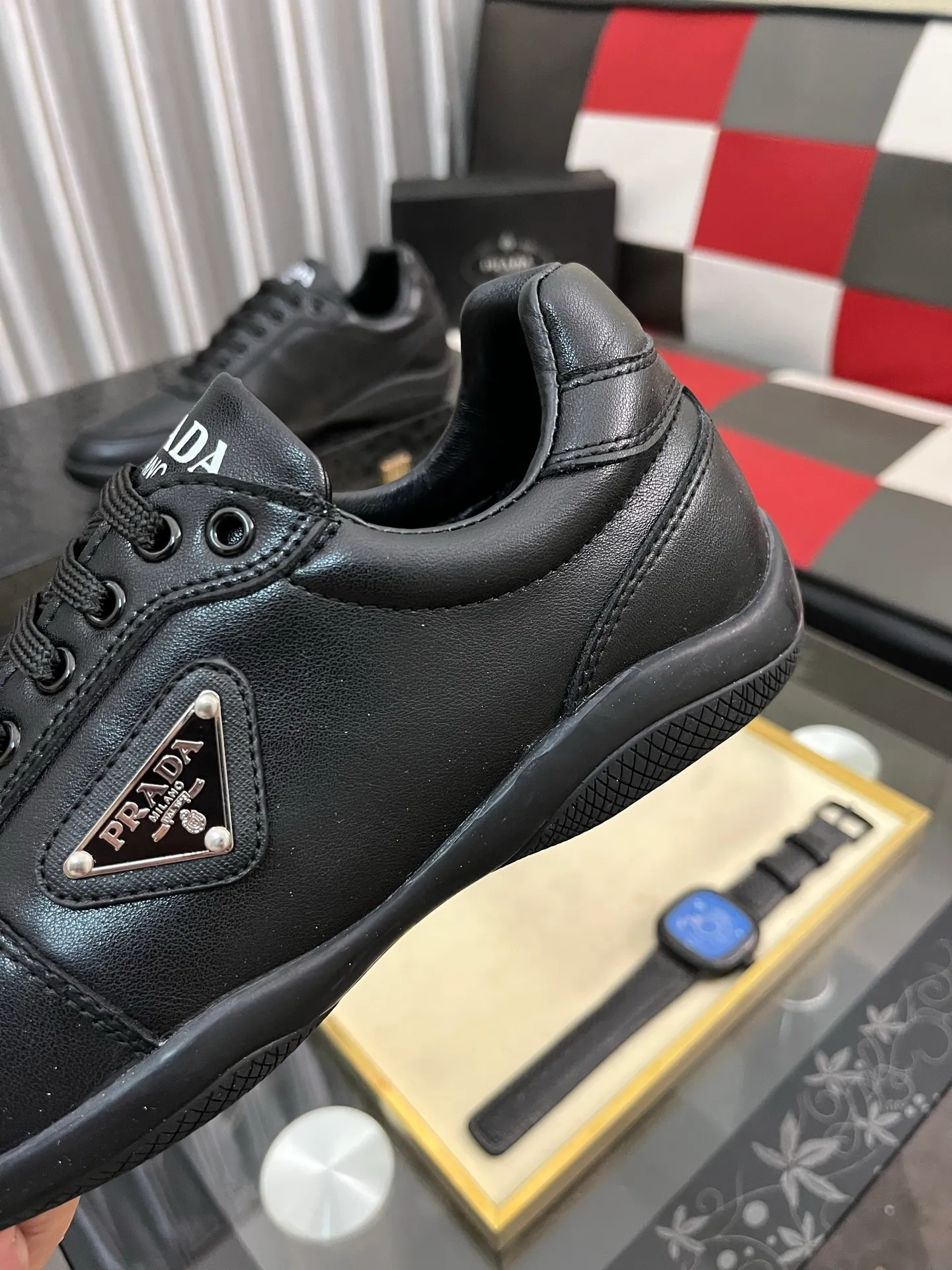 Men's Men's Shoes💰440⌚️⌚️《PRADA*》The latest and most popular casual shoes, top brand [seduce] luxury~purchasing agent, top~quality. [Strong] The upper is made of imported breathable cowhide with material ➕ breathable sheepskin feet (•) and fine workmanship. Original stylish and stylish soft rubber wear-resistant outsole, light and comfortable on the foot, size: 38-443️⃣colors available